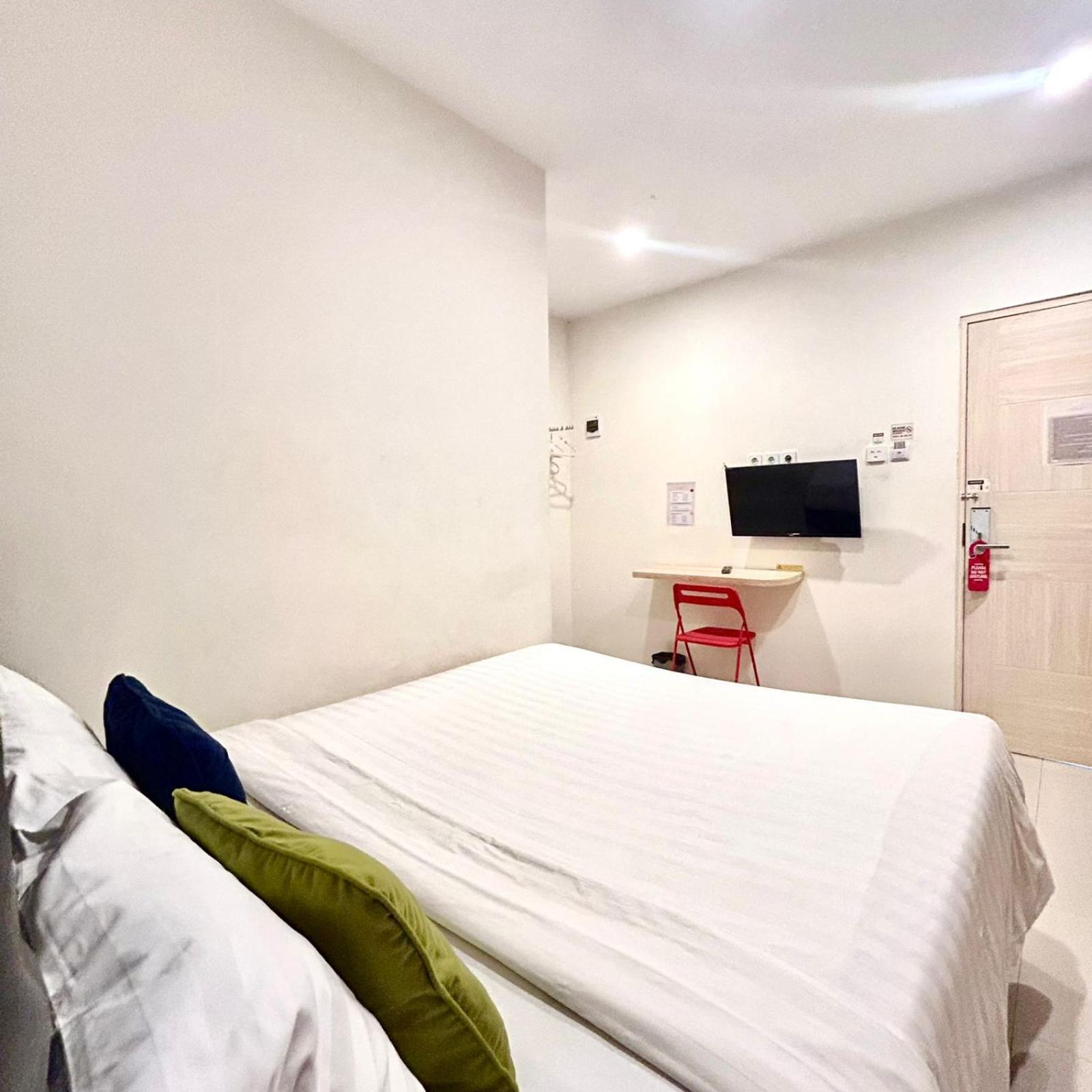 Priority Guest House Samarinda Exterior photo