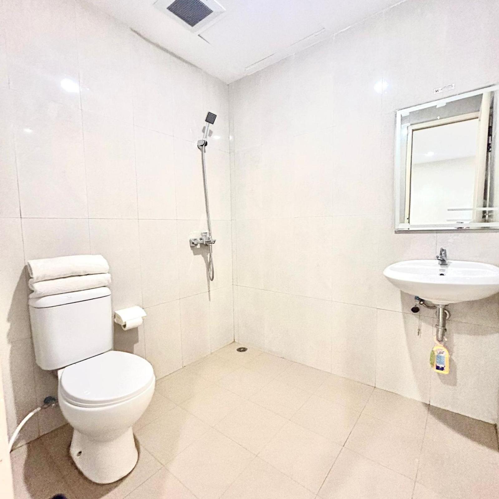 Priority Guest House Samarinda Exterior photo